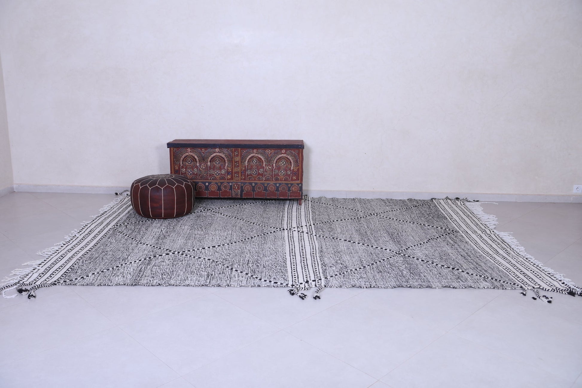 Handmade Moroccan gray carpet - Custom Berber Beni Ourain rug