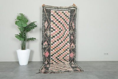 Geometric Moroccan wool rug - 8.3 ft x 3.3 ft - Handmade carpet